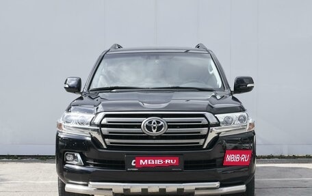 Toyota Land Cruiser 200, 2015 год, 5 779 000 рублей, 3 фотография