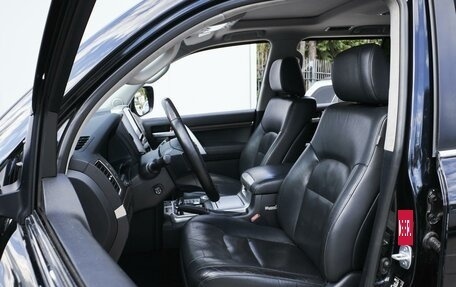 Toyota Land Cruiser 200, 2015 год, 5 779 000 рублей, 15 фотография