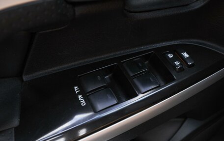 Toyota Land Cruiser 200, 2015 год, 5 779 000 рублей, 28 фотография