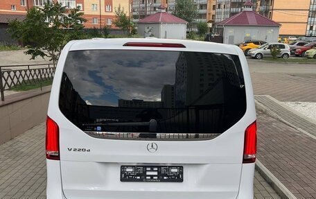Mercedes-Benz V-Класс, 2017 год, 3 540 000 рублей, 7 фотография