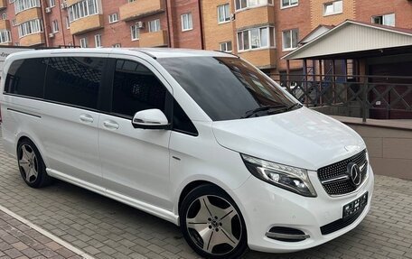 Mercedes-Benz V-Класс, 2017 год, 3 540 000 рублей, 9 фотография