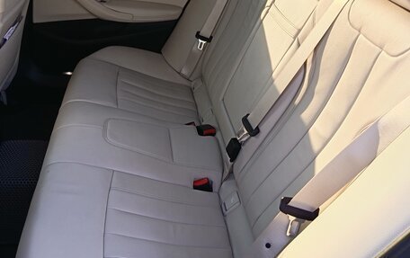 BMW 5 серия, 2018 год, 3 300 000 рублей, 16 фотография