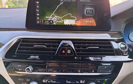 BMW 5 серия, 2018 год, 3 300 000 рублей, 19 фотография