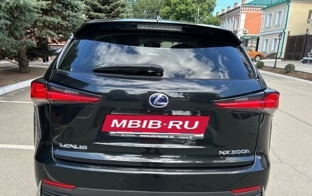 Lexus NX I, 2019 год, 4 фотография