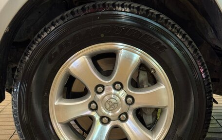 Toyota Land Cruiser Prado 120 рестайлинг, 2006 год, 3 000 000 рублей, 20 фотография