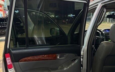 Toyota Land Cruiser Prado 120 рестайлинг, 2006 год, 3 000 000 рублей, 13 фотография