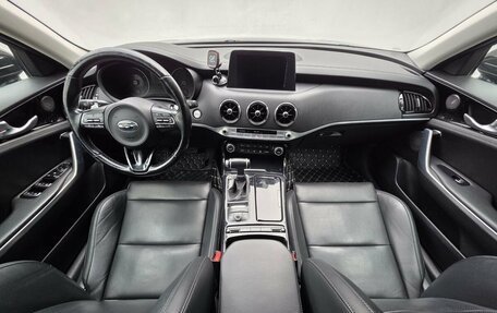 KIA Stinger I, 2019 год, 2 300 000 рублей, 11 фотография