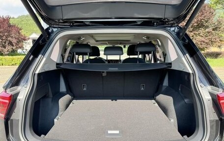 Volkswagen Tiguan II, 2022 год, 1 950 002 рублей, 12 фотография