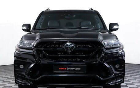 Toyota Land Cruiser 200, 2019 год, 7 400 000 рублей, 2 фотография