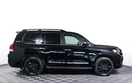 Toyota Land Cruiser 200, 2019 год, 7 400 000 рублей, 4 фотография