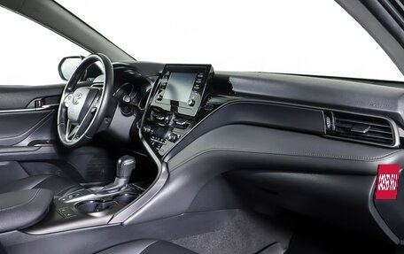 Toyota Camry, 2021 год, 2 790 000 рублей, 11 фотография