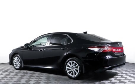 Toyota Camry, 2021 год, 2 790 000 рублей, 7 фотография