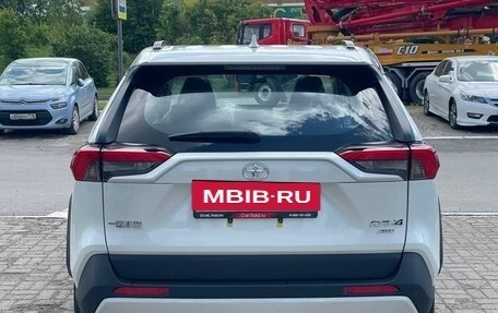Toyota RAV4, 2025 год, 3 750 000 рублей, 6 фотография