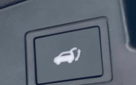 Toyota RAV4, 2025 год, 3 750 000 рублей, 31 фотография