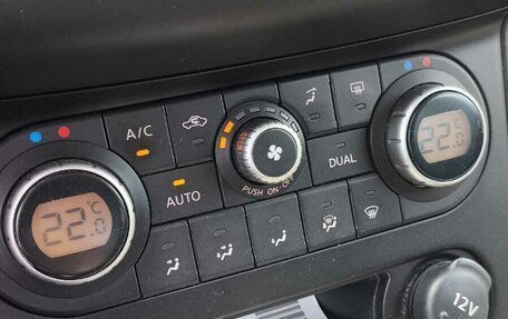 Nissan Qashqai, 2011 год, 950 000 рублей, 16 фотография