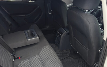 Volkswagen Jetta VI, 2015 год, 1 370 000 рублей, 10 фотография