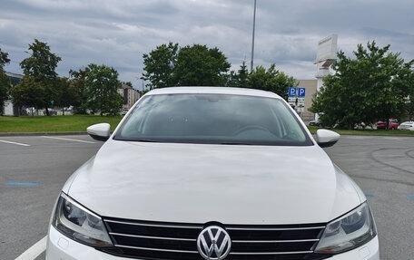 Volkswagen Jetta VI, 2015 год, 1 370 000 рублей, 5 фотография