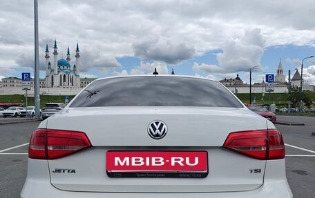 Volkswagen Jetta VI, 2015 год, 1 370 000 рублей, 6 фотография