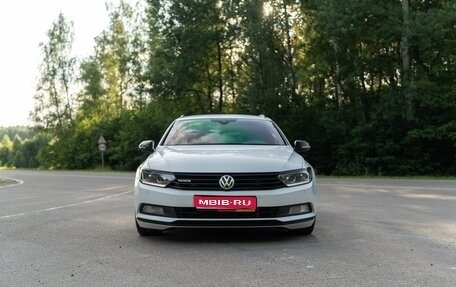 Volkswagen Passat B8 рестайлинг, 2018 год, 2 600 000 рублей, 1 фотография