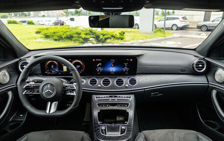 Mercedes-Benz E-Класс, 2021 год, 4 149 000 рублей, 18 фотография