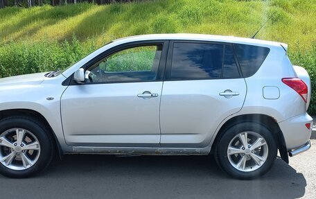 Toyota RAV4, 2005 год, 980 000 рублей, 2 фотография