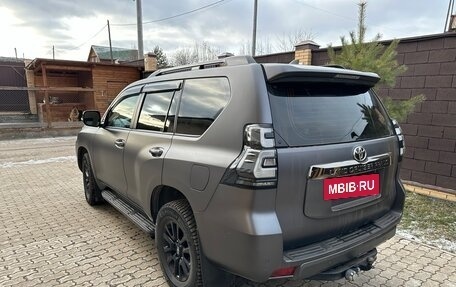 Toyota Land Cruiser Prado 150 рестайлинг 2, 2020 год, 7 000 000 рублей, 7 фотография
