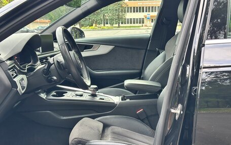 Audi A4, 2018 год, 3 699 999 рублей, 10 фотография