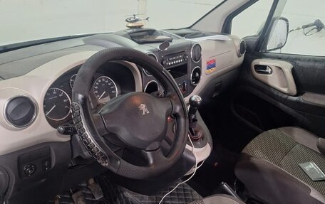 Peugeot Partner II рестайлинг 2, 2013 год, 690 000 рублей, 4 фотография