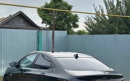 Hyundai Solaris II рестайлинг, 2012 год, 770 000 рублей, 8 фотография