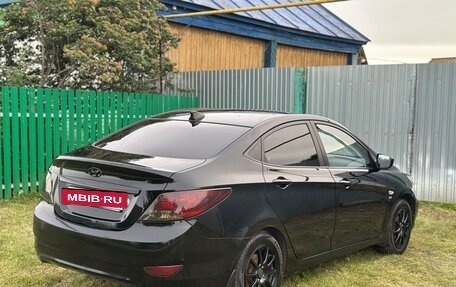 Hyundai Solaris II рестайлинг, 2012 год, 770 000 рублей, 3 фотография