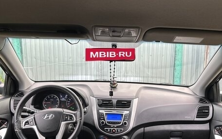 Hyundai Solaris II рестайлинг, 2012 год, 770 000 рублей, 14 фотография