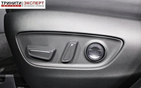 Toyota RAV4, 2025 год, 4 490 000 рублей, 27 фотография