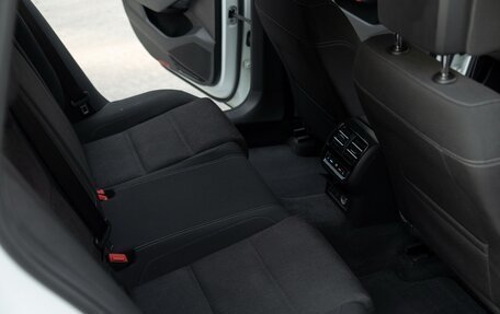 Volkswagen Passat B8 рестайлинг, 2018 год, 2 600 000 рублей, 14 фотография