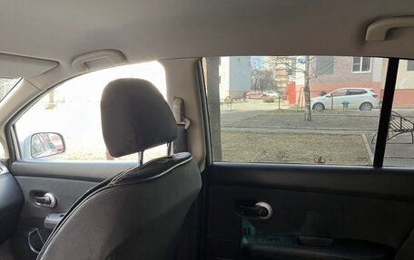 Nissan Tiida, 2010 год, 759 000 рублей, 32 фотография