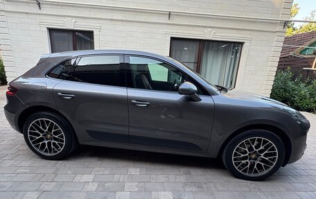 Porsche Macan I рестайлинг, 2017 год, 4 300 000 рублей, 2 фотография