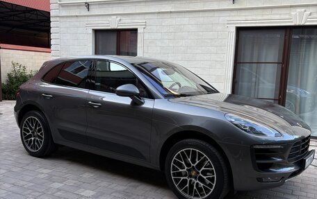 Porsche Macan I рестайлинг, 2017 год, 4 300 000 рублей, 23 фотография