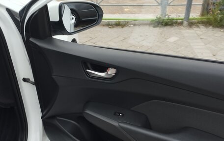 Hyundai Solaris II рестайлинг, 2017 год, 1 299 000 рублей, 16 фотография