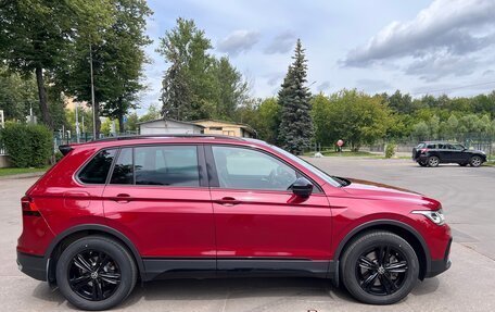 Volkswagen Tiguan II, 2021 год, 2 890 000 рублей, 4 фотография