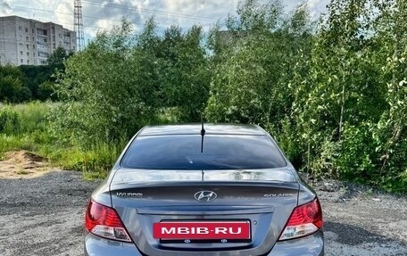 Hyundai Solaris II рестайлинг, 2011 год, 790 000 рублей, 5 фотография