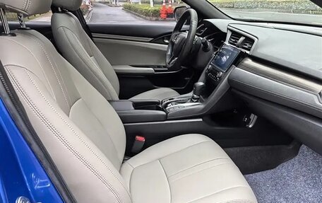 Honda Civic, 2022 год, 1 850 000 рублей, 15 фотография