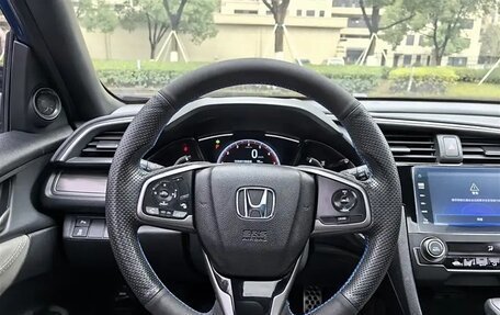 Honda Civic, 2022 год, 1 850 000 рублей, 11 фотография