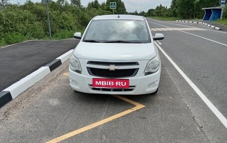 Chevrolet Cobalt II, 2014 год, 730 000 рублей, 2 фотография