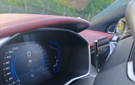 Geely Coolray I, 2022 год, 1 650 000 рублей, 7 фотография