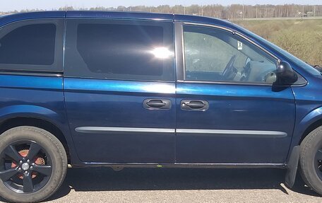 Chrysler Voyager IV, 2001 год, 490 000 рублей, 4 фотография