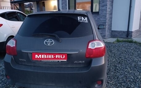 Toyota Auris II, 2012 год, 800 000 рублей, 6 фотография