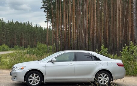 Toyota Camry, 2011 год, 1 650 000 рублей, 3 фотография