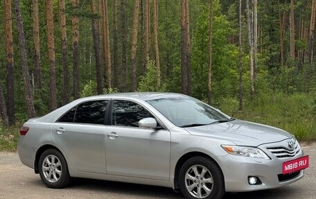 Toyota Camry, 2011 год, 1 650 000 рублей, 8 фотография