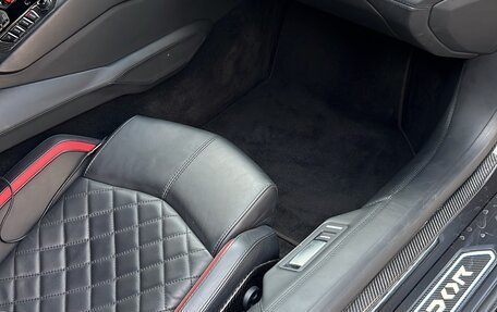Lamborghini Aventador I рестайлинг, 2019 год, 27 700 000 рублей, 3 фотография