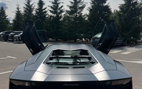 Lamborghini Aventador I рестайлинг, 2019 год, 27 700 000 рублей, 13 фотография