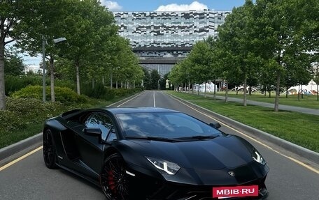 Lamborghini Aventador I рестайлинг, 2019 год, 27 700 000 рублей, 4 фотография